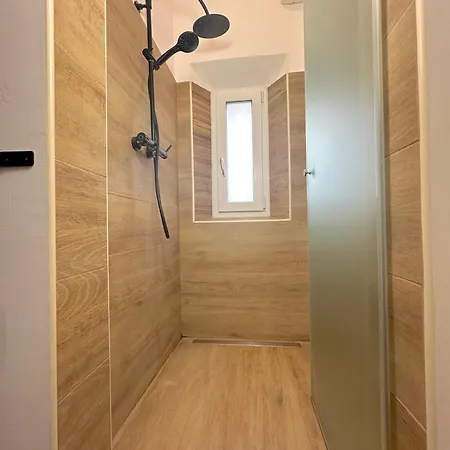 Apartment De' Carracci Prestige Bologna